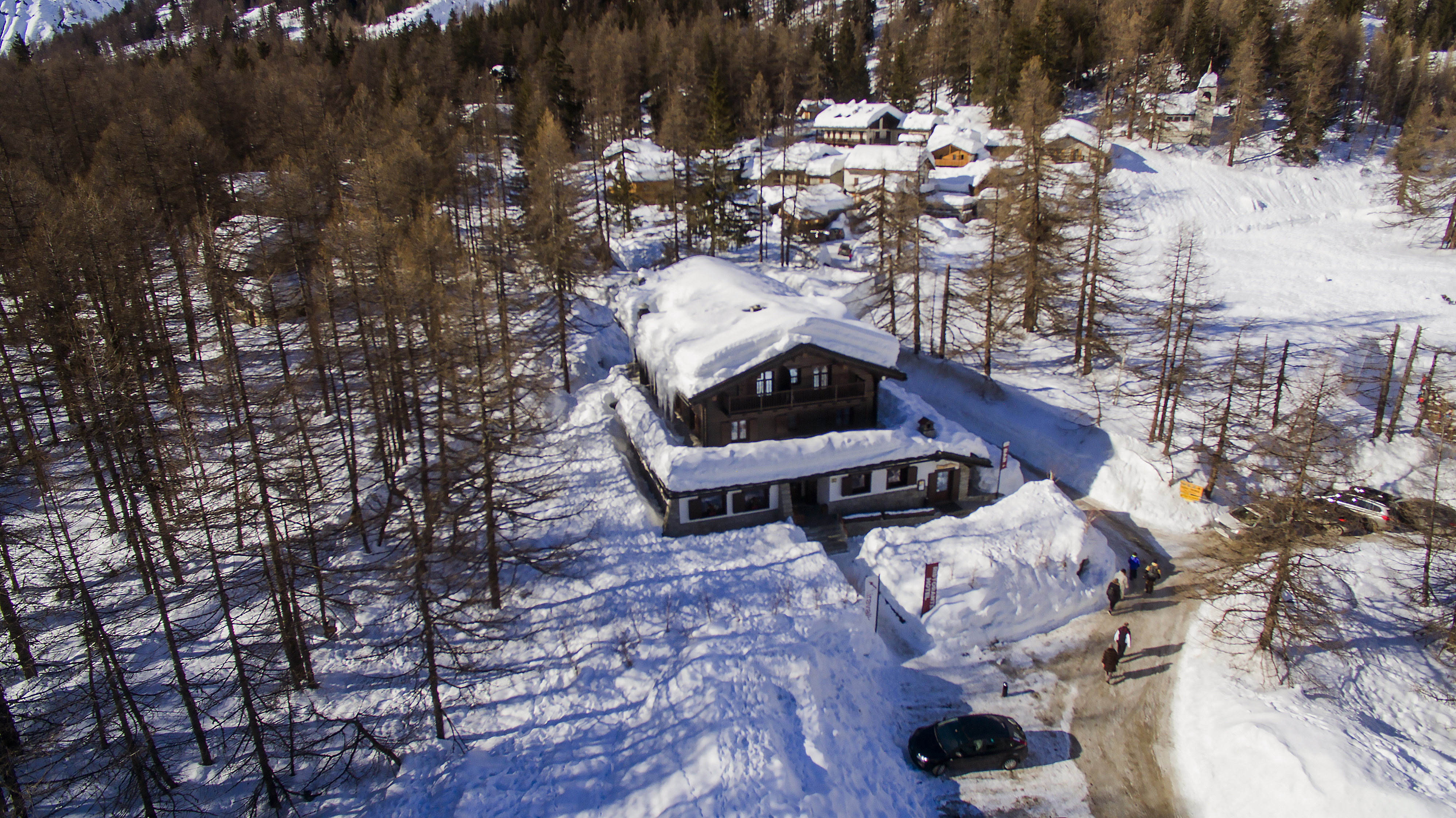 Hotel con Pista da Sci Collegata Val Ferret Courmayeur - Hotel Miravalle